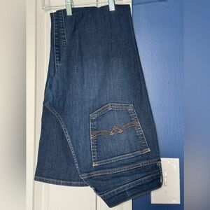 Lucky Brand Sweet & Straight Blue Jeans